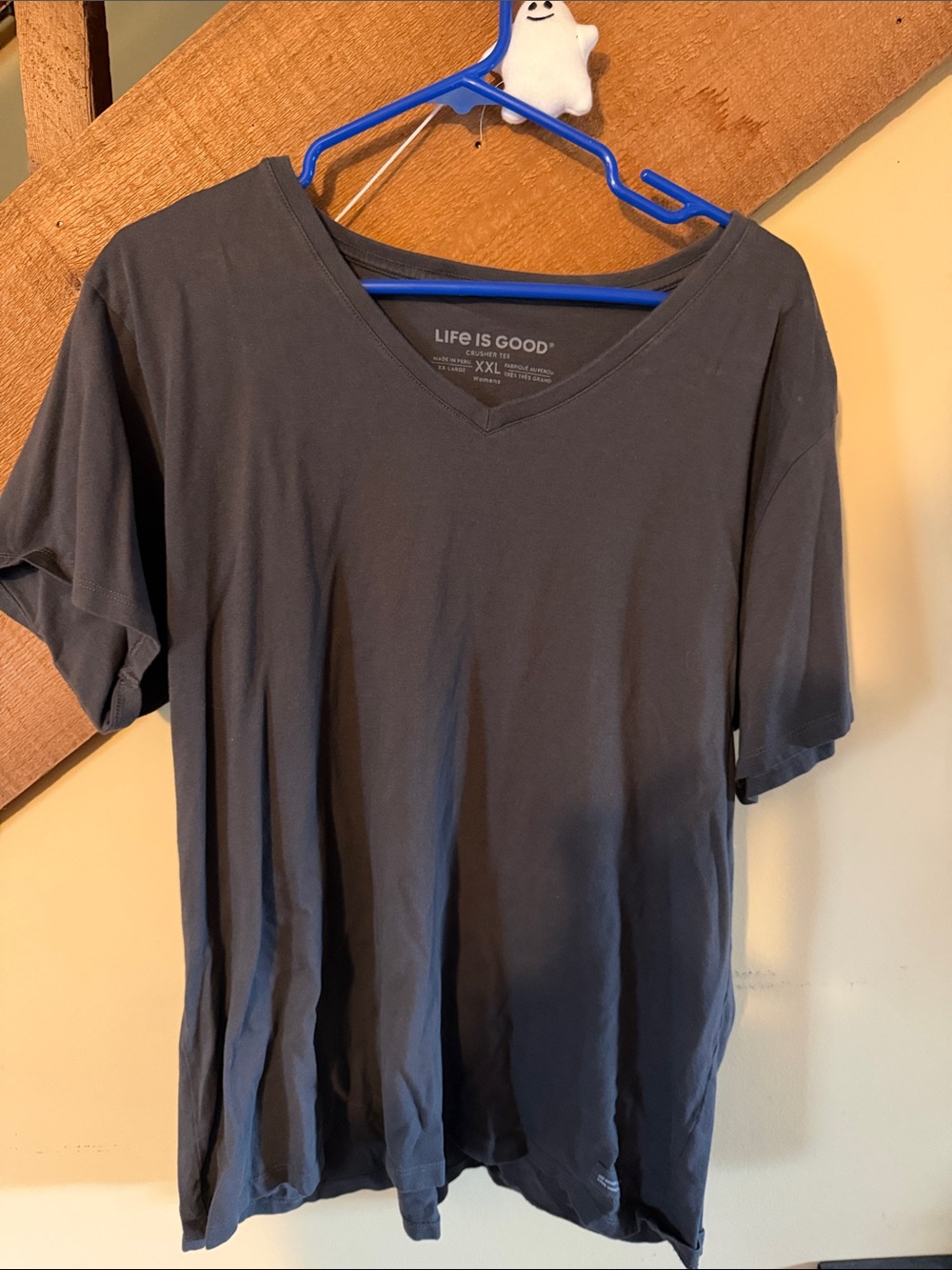 Life Is Good Women's V-Neck Tee - Charcoal Gray